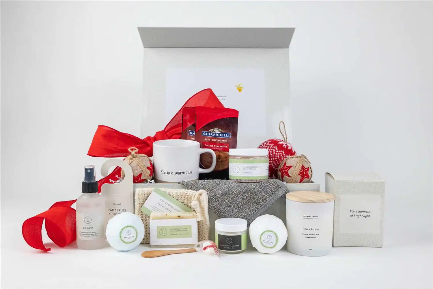 Luxury Personalized Christmas Gift Box – Premium Holiday Set for Her | Spa, Candle & Mug Gift Hamper